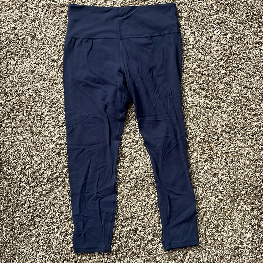 Athleta Salutation 7/8 in Navy